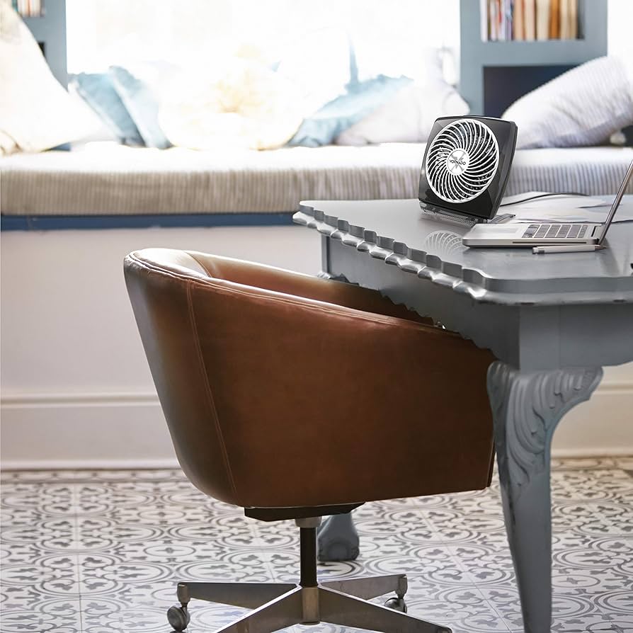 Amazon.co.jp : Vornado FIT パーソナルエアサーキュレーター
